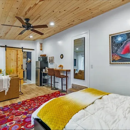 The Sapphire Suite